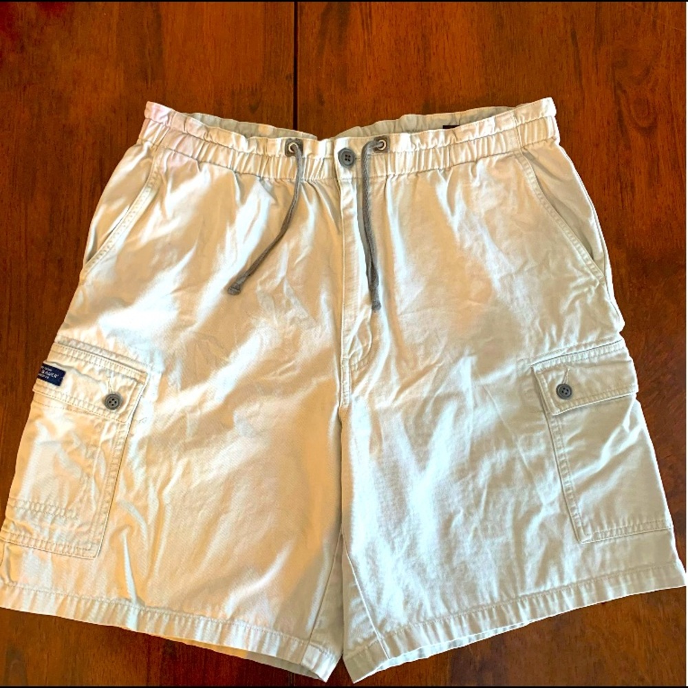 Eddie Bauer, Men’s Camping Shorts, Tan, size L